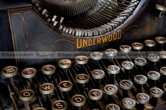 Underwood Typewriter Details